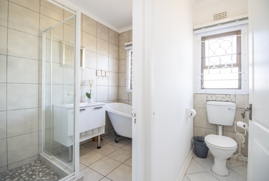 To Let 2 Bedroom Property for Rent in Fish Hoek Western Cape